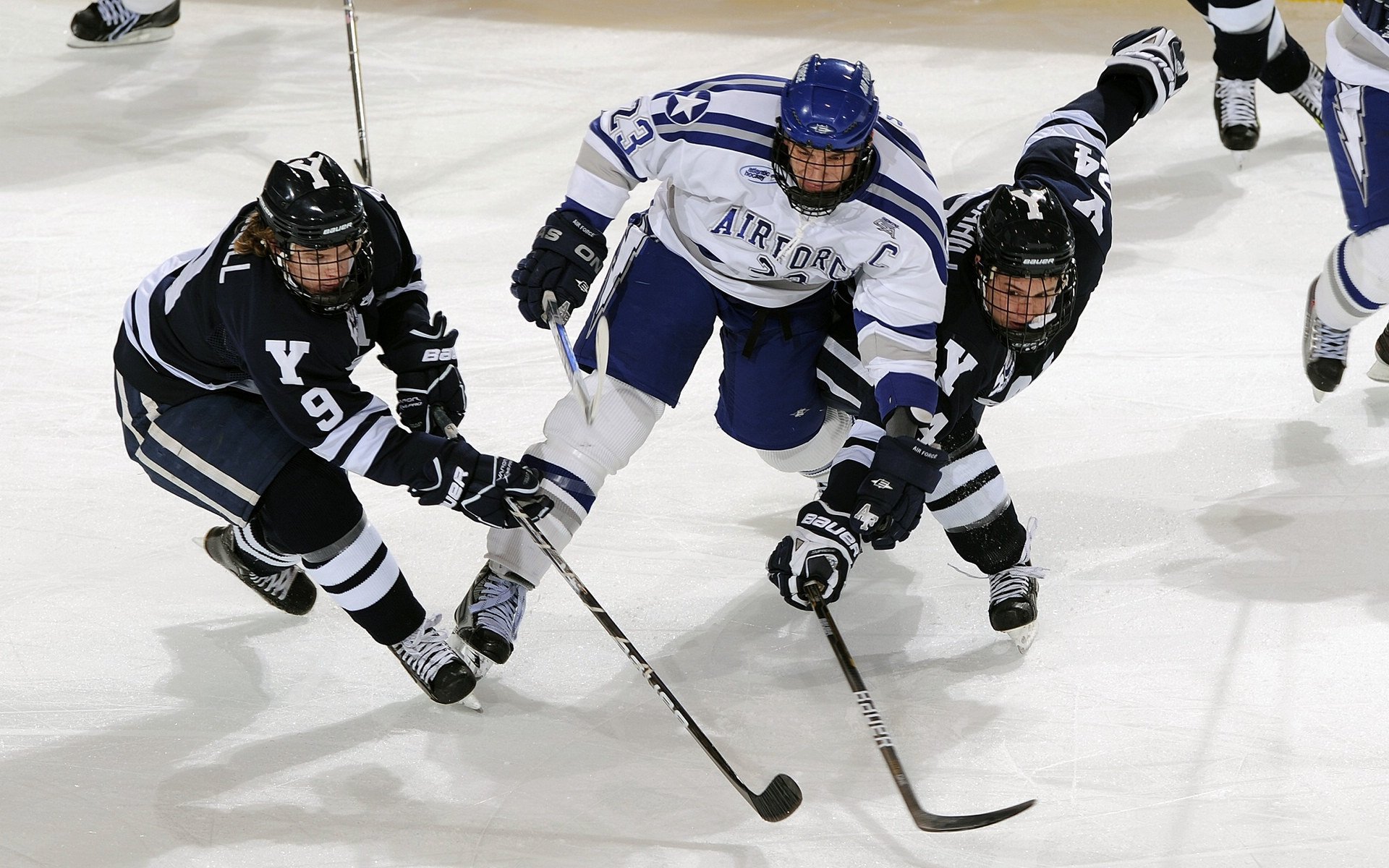 星空体育官网入口-美国队未来潜力：如何提升整体战术执行力与技术创新，美国队强力推进装置
