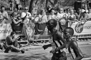 星空体育app体验棒-塞内加尔男篮在非洲锦标赛中奋战不息，誓夺冠军，南非洲杯塞内加尔